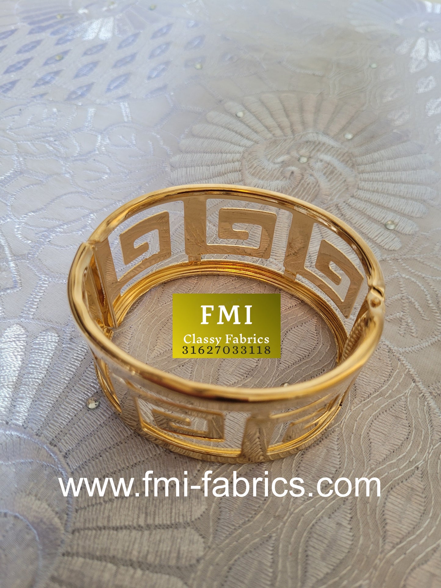 Golden Fashion Bangle